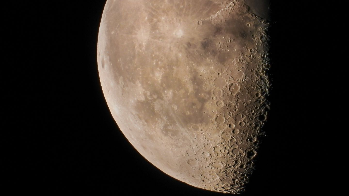 Luna (8 e 9 luglio 2023)